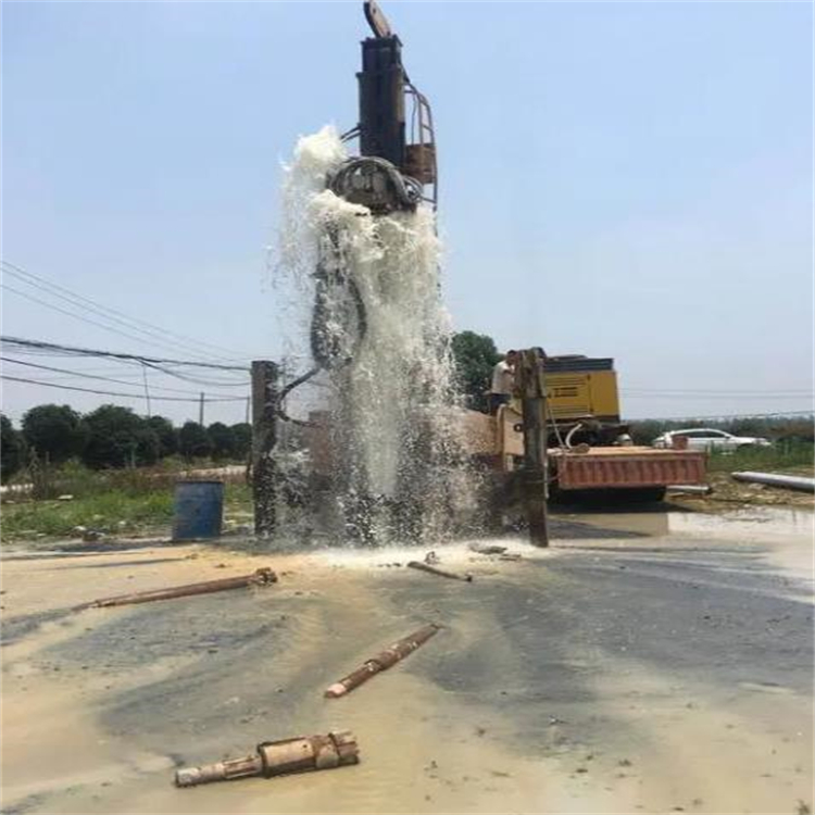 小型打井機(jī)——節(jié)省時間與成本的新選擇